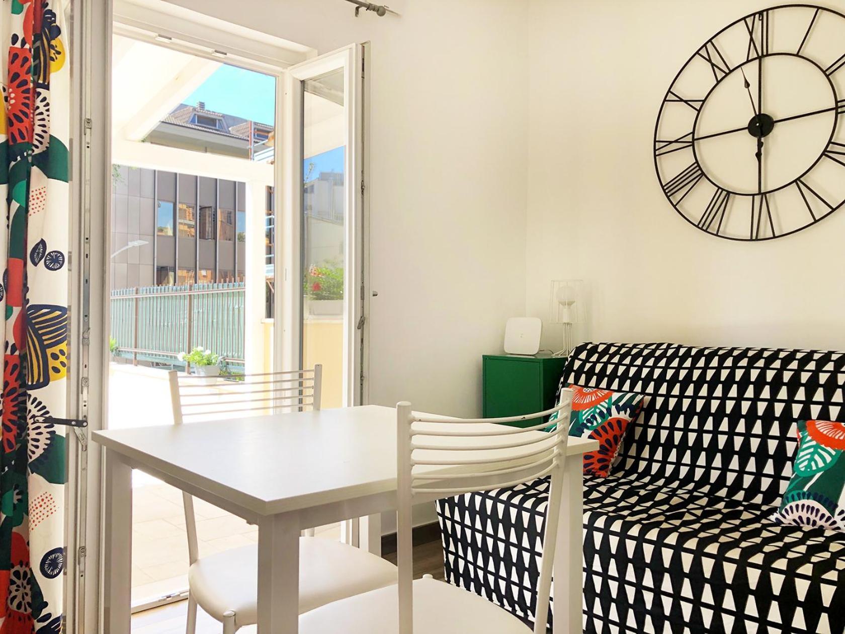 Wonderful Little Gem With A Large Private Terrace! Rom
